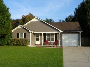 3913 Heatherwoods Dr, Valdosta, GA 31605