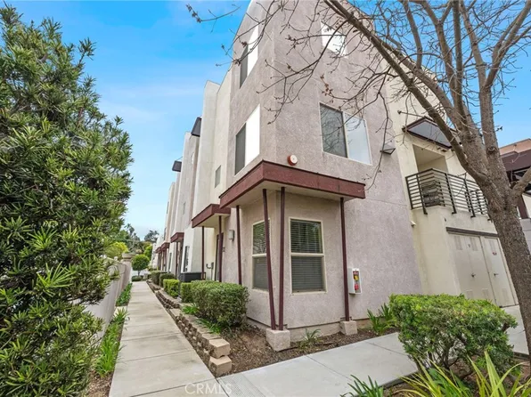 2533 Casata Gln Unit 32, Escondido, CA 92025