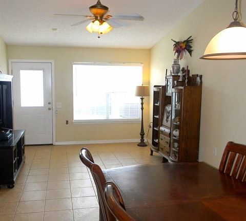 5th image of 2253 Trailwood Dr