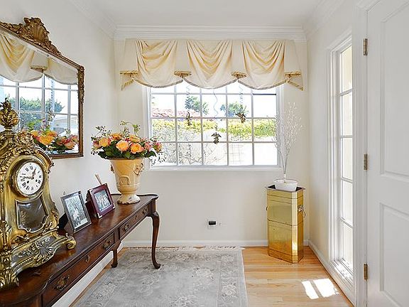 5th image of 3021 Pleasure Point Dr