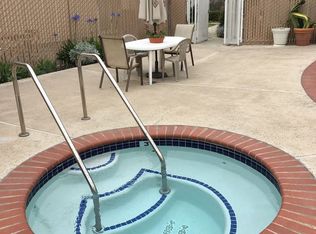 2569 Orange Ave APT J, Costa Mesa, CA 92627