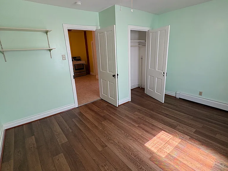 258 Locust St #1 — Photo 7