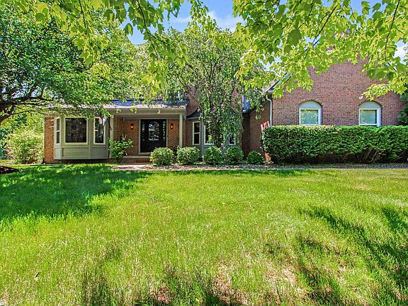 3rd image of 5875 Pinecrest Estates Dr