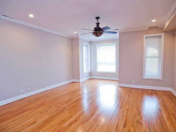4th image of 4822 S King Dr Unit 1N