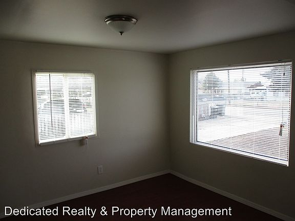 5th image of 1707 S 10th Ave