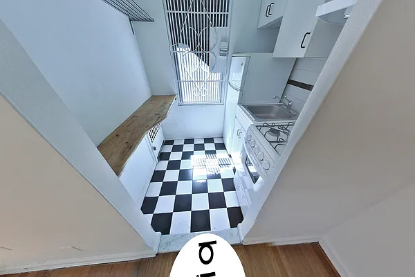 Rented by CitySites Real Estate Group | media 2