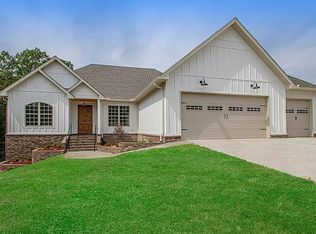 672 Feldspar Dr, Sherwood, AR 72120