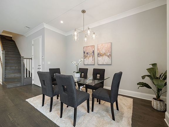 5th image of 2649 N Racine Ave #3N