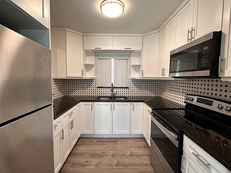 1st image of 721 N A St #B