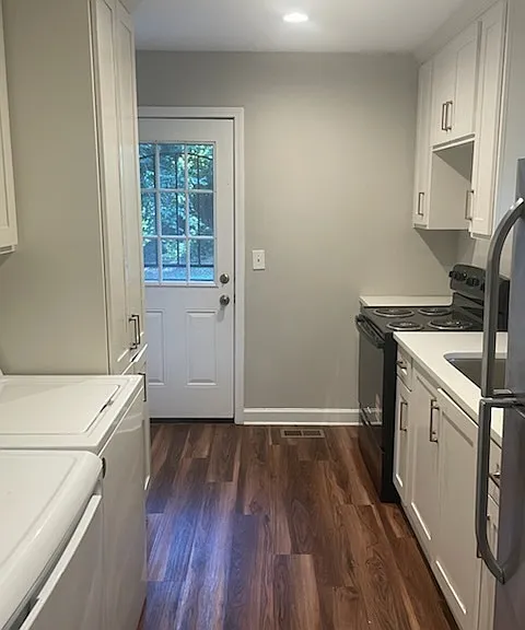 2245 Polar Rock Ave SW — Photo 3