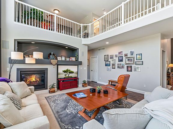 5th image of 11693 Montgomery Cir