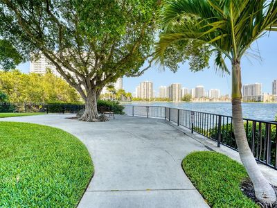 2750 NE 183rd St APT 1012, Aventura, FL, 33160