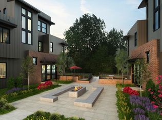 2691 W Bellewood Dr, Littleton, CO 80123