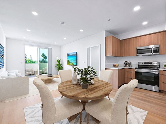 4th image of 14811 Erwin St #503