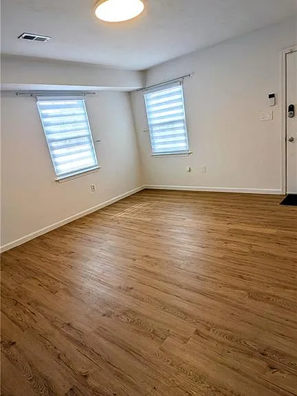 722 16th St — Photo 3