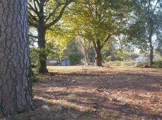 527 S Jefferson Ave, Aurora, MO 65605