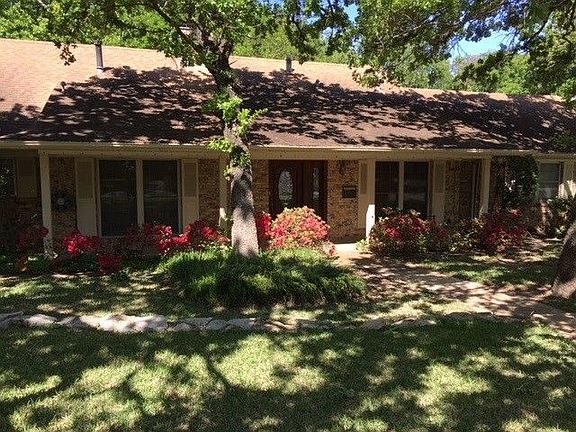 5th image of 1705 Glen Valley Dr