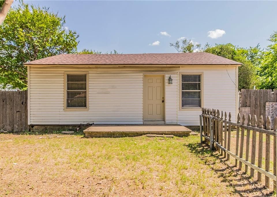 1st image of 4655 Rockwood Dr