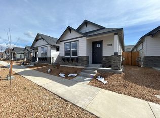 2584 NW Teak Ave, Redmond, OR 97756