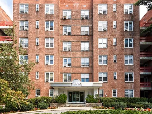 2nd image of 1133 Midland Ave APT 1J