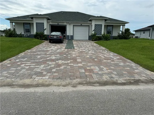 4437 26th St SW, Lehigh Acres, FL 33973