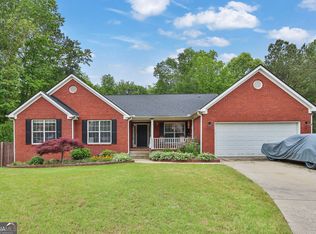2582 Oak Bluff Dr, Dacula, GA 30019