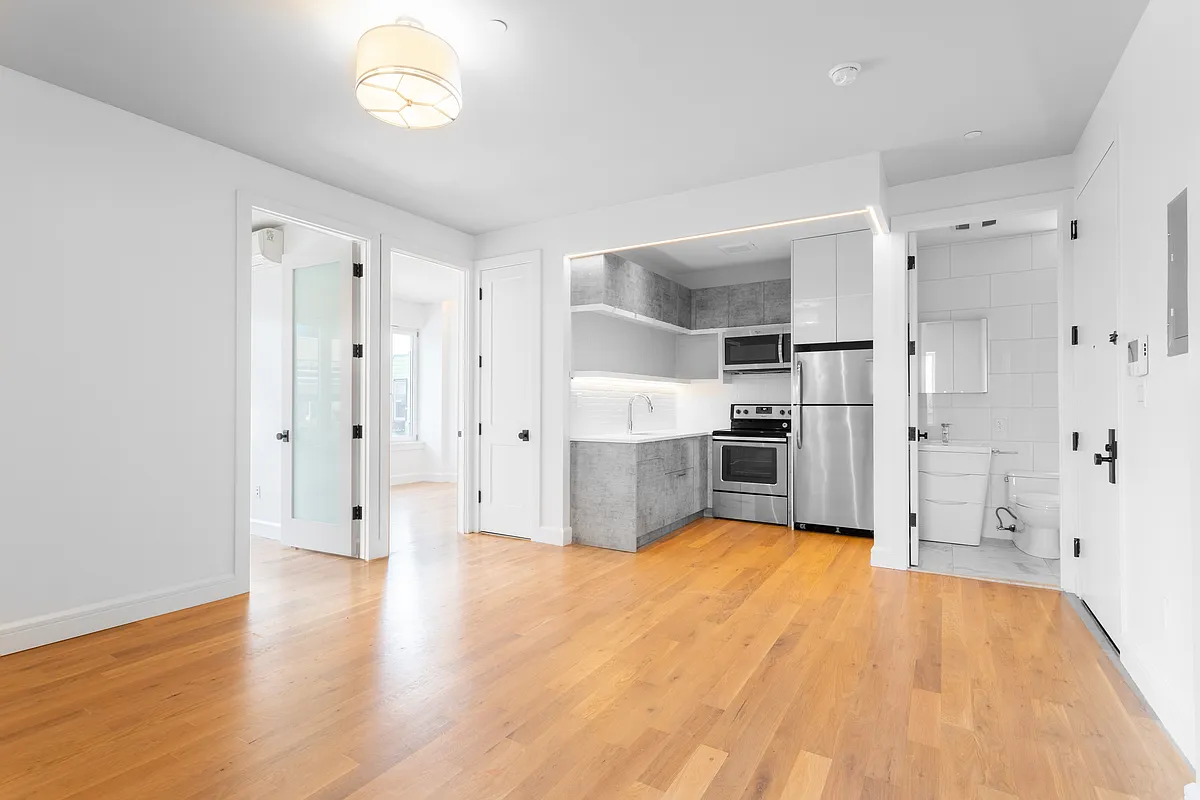 Building Photo - 56 Frost St #2F