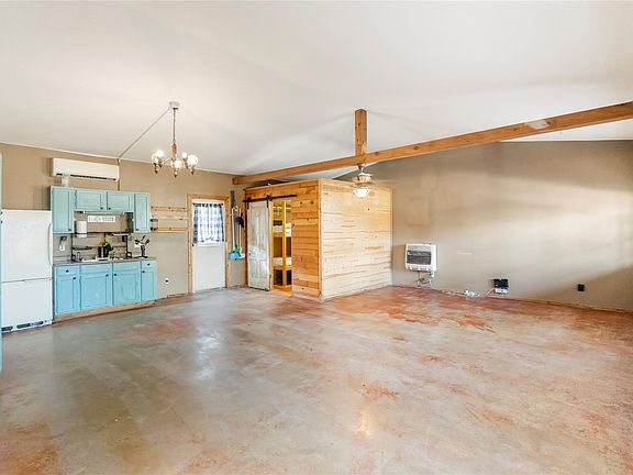 3rd image of 309 Cedar Point Cir