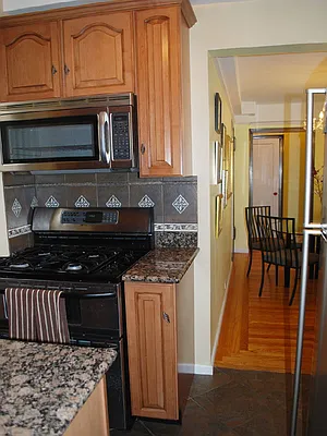 Sold by Sotheby's International Realty | media 11