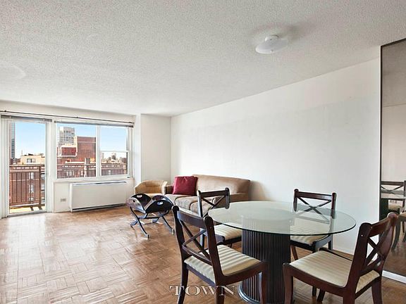 2nd image of 201 W 70th St APT 20A