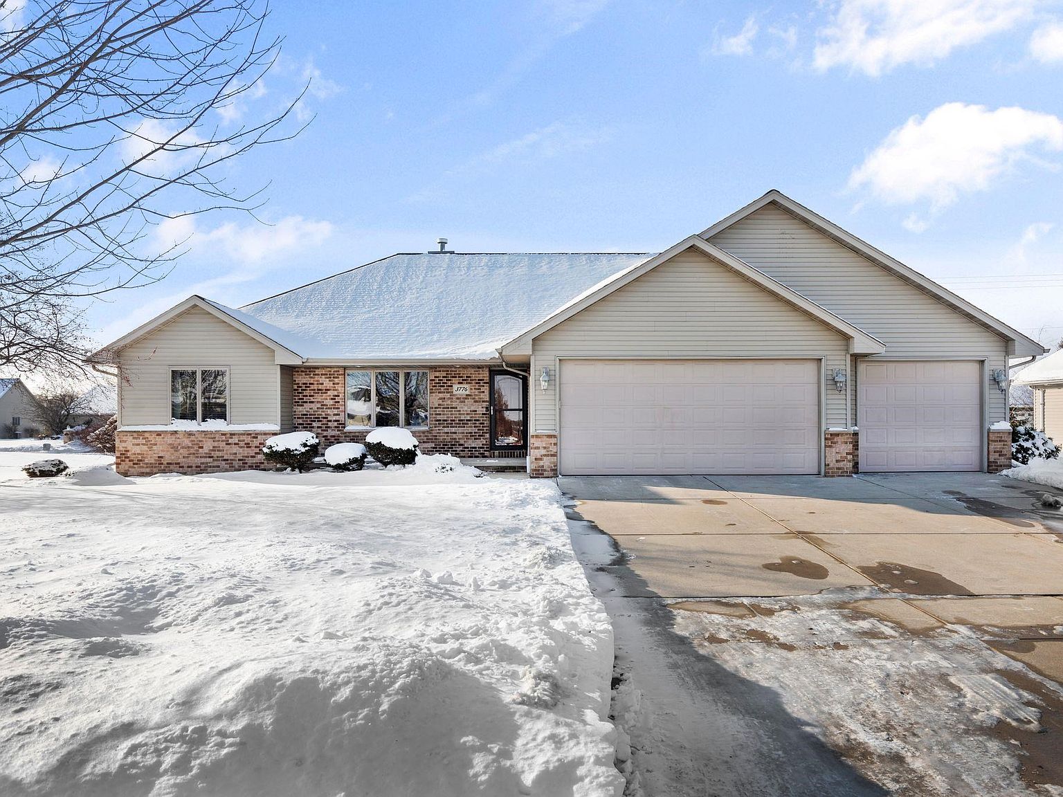 3776 May Ln, De Pere, WI 54115 Zillow