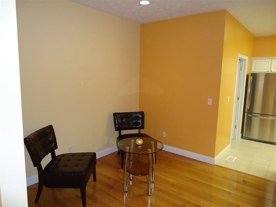 1st image of 2416 N Stonelake Cir