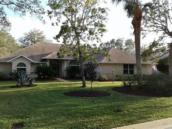 2nd image of 34 Shadowcreek Way