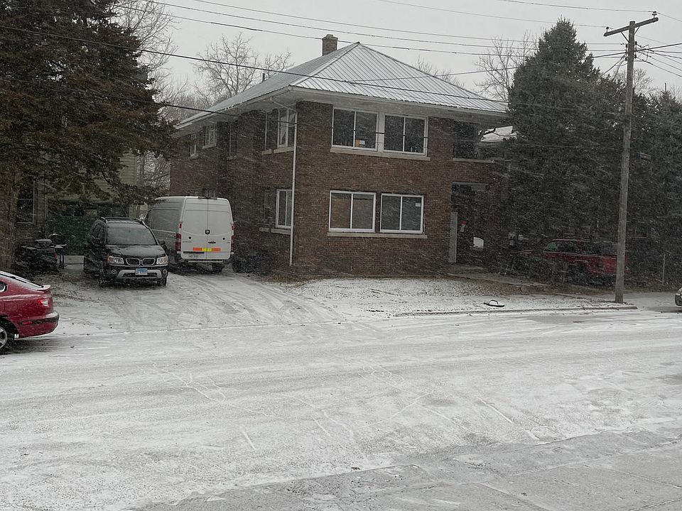 1st image of 1116 W Jefferson St #1