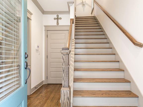 3rd image of 204 Burns Ave #13