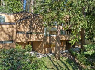 3 Lindley Rd, Mercer Island, WA 98040