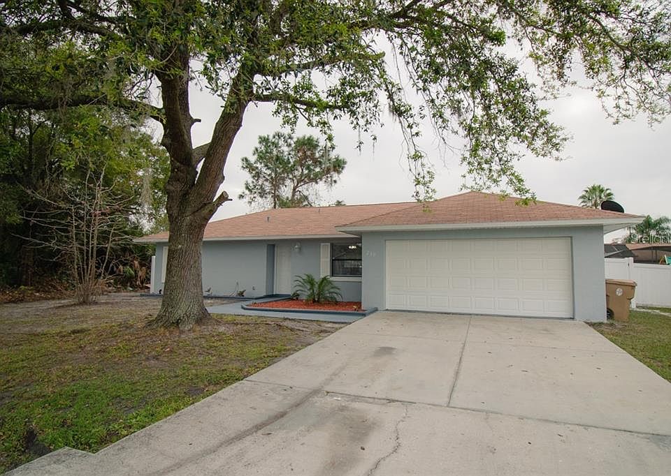 1st image of 239 Canterbury Ct