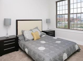 156 W 2nd St #314, Boston, MA 02127