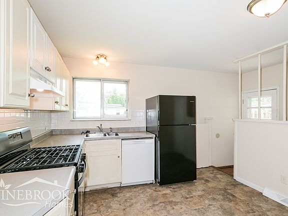 5th image of 2120 David Dr