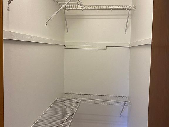 Master Bedroom Walk in Closet