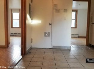 135 18th St #1, Brooklyn, NY 11215