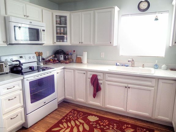 4th image of 31700 Carefree Dr