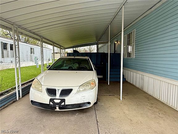 4th image of 607 Sugar Pines Dr SW