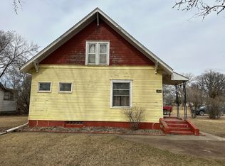 1413 3rd St SW, Huron, SD 57350