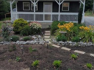 1202 Farm Rd, Pilot Mountain, NC 27041