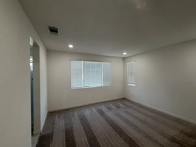 572 Willow Bnd — Photo 33