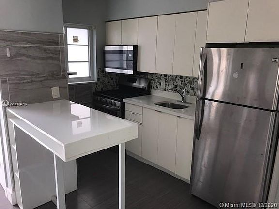 5th image of 655 Lenox Ave #1