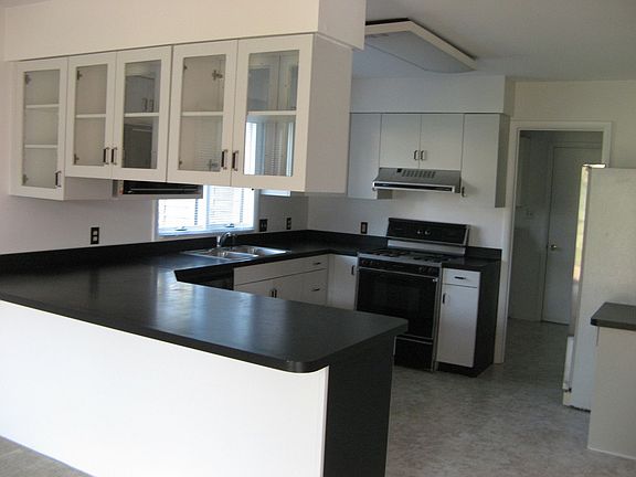 3rd image of 34564 Quail Ln