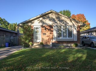 53 Stroud Cres, London, ON N6E 1Z5