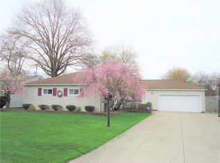 6649 Sherborn Rd, Parma Heights, OH 44130